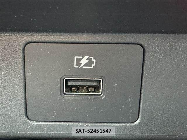 Nissan NOTE 2022-05 7359130-26
