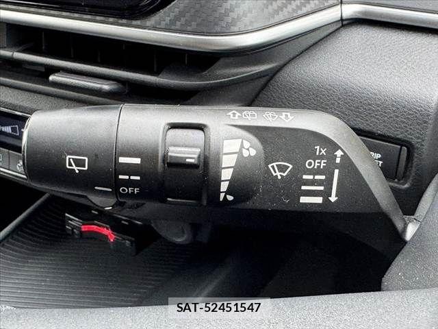 Nissan NOTE 2022-05 7359130-29