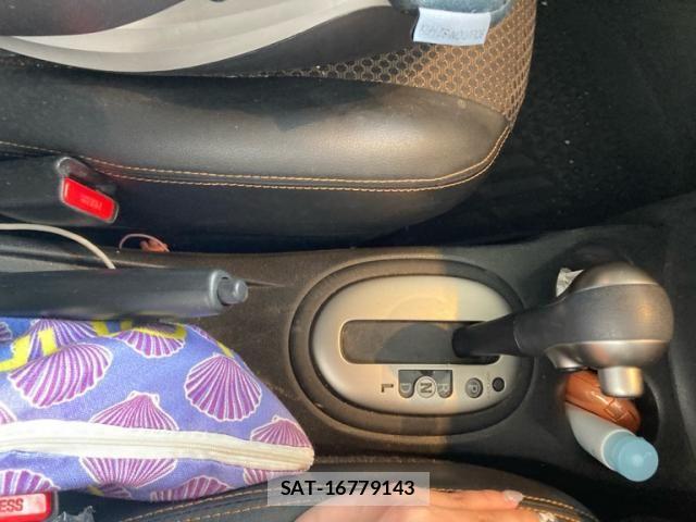Nissan NOTE 2015-07 7359150-21