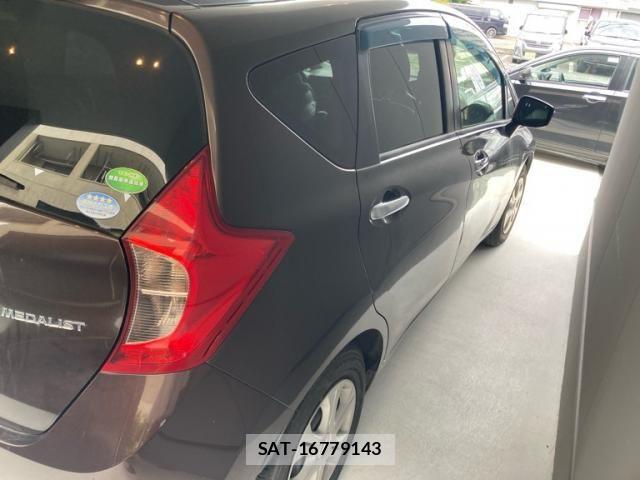 Nissan NOTE 2015-07 7359150-4