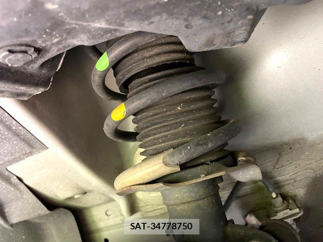 Nissan NOTE 2015-09 7359148-19