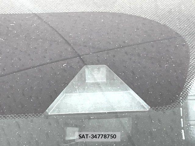 Nissan NOTE 2015-09 7359148-6