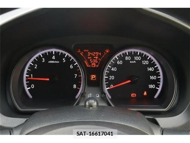 Nissan NOTE 2017-06 7359137-18