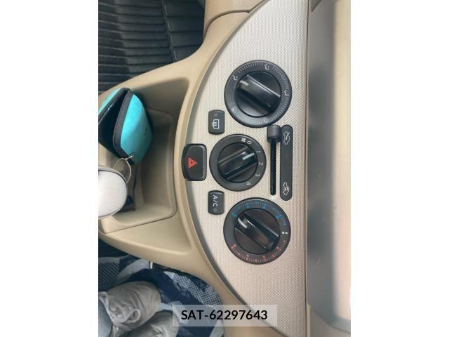 Nissan NOTE 2009-06 7359155-15
