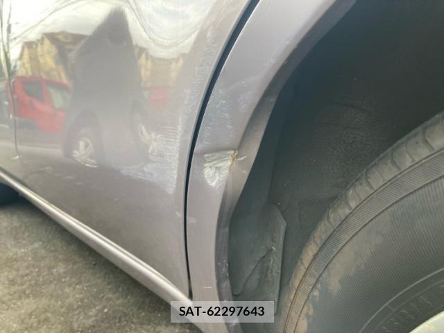 Nissan NOTE 2009-06 7359155-21