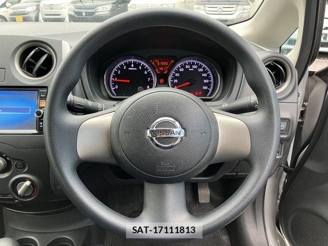 Nissan NOTE 2013-03 7359157-6
