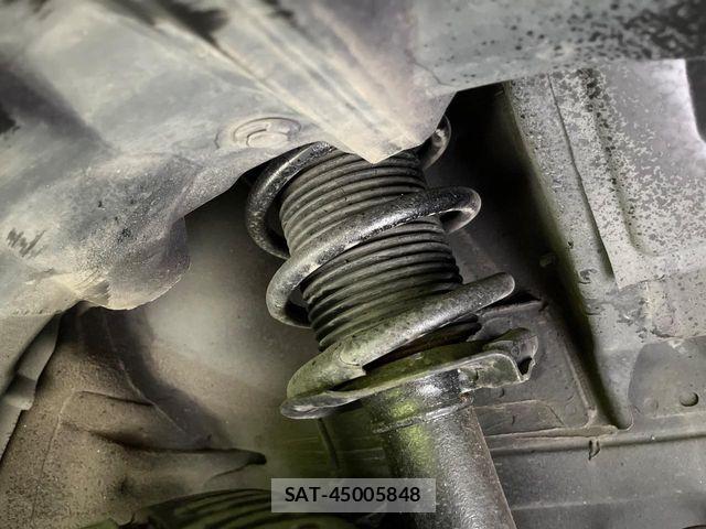 Nissan NOTE 2019-07 7359128-19