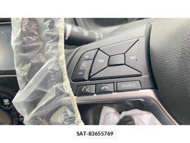 Nissan NOTE 2017-12 7359146-16