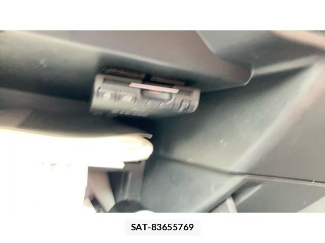 Nissan NOTE 2017-12 7359146-18