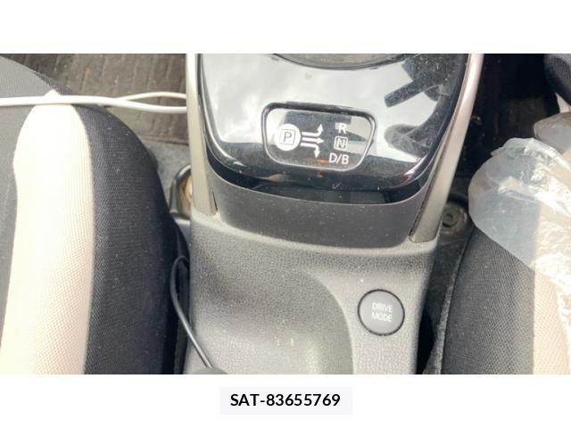 Nissan NOTE 2017-12 7359146-27