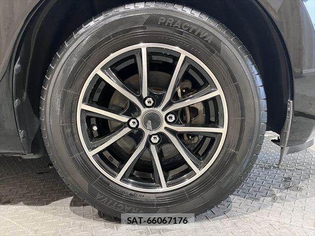 Nissan NOTE 2014-02 7359152-11