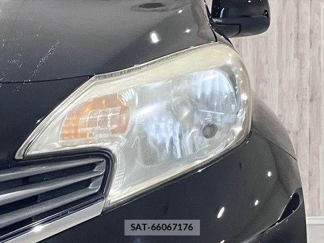 Nissan NOTE 2014-02 7359152-21