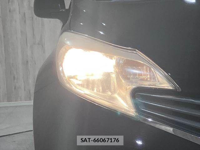 Nissan NOTE 2014-02 7359152-28