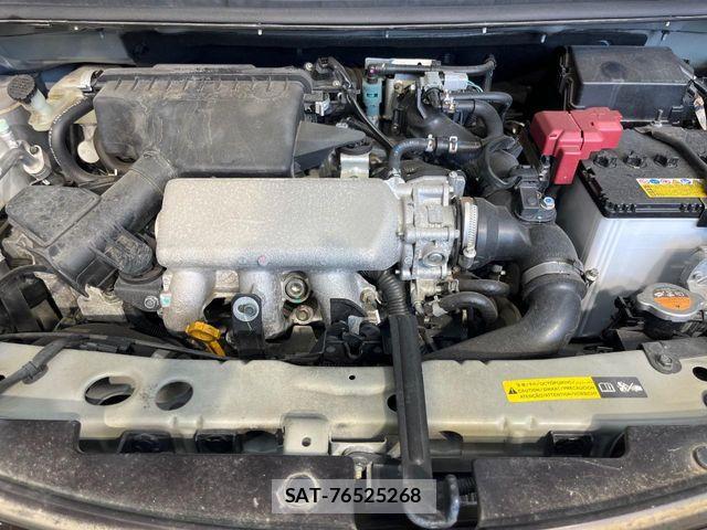 Nissan NOTE 2015-07 7359147-16