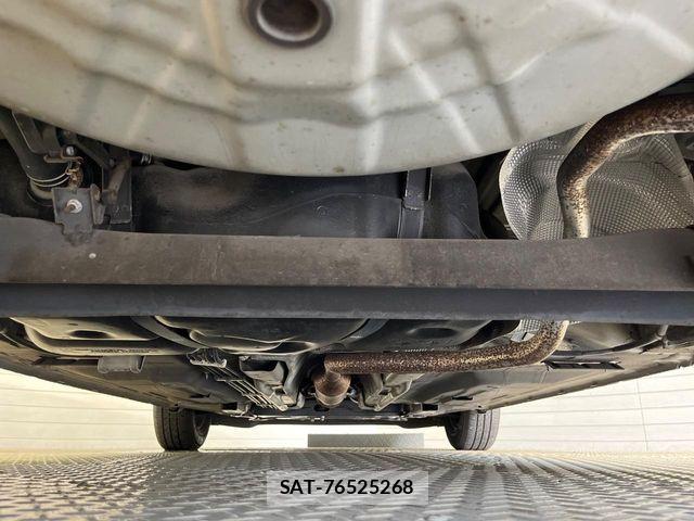 Nissan NOTE 2015-07 7359147-17