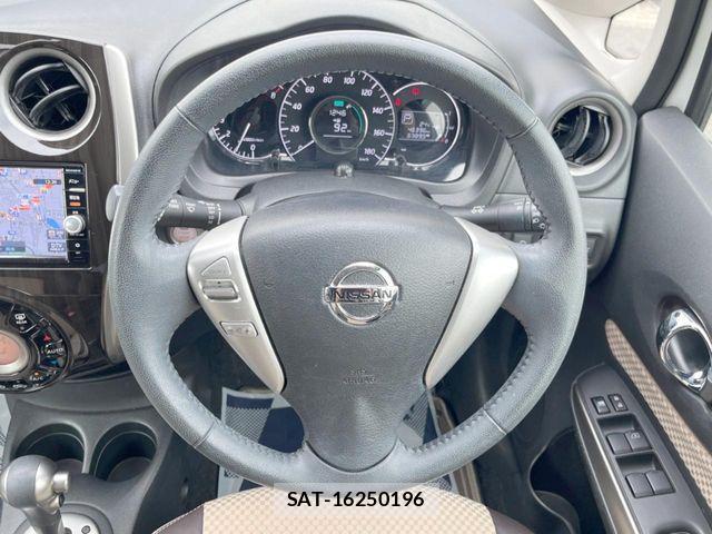 Nissan NOTE 2016-01 7359144-10