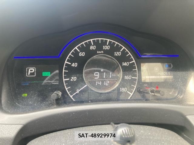 Nissan NOTE 2019-10 7393358-13