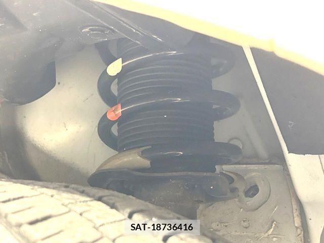 Nissan NOTE 2018-05 7393337-19