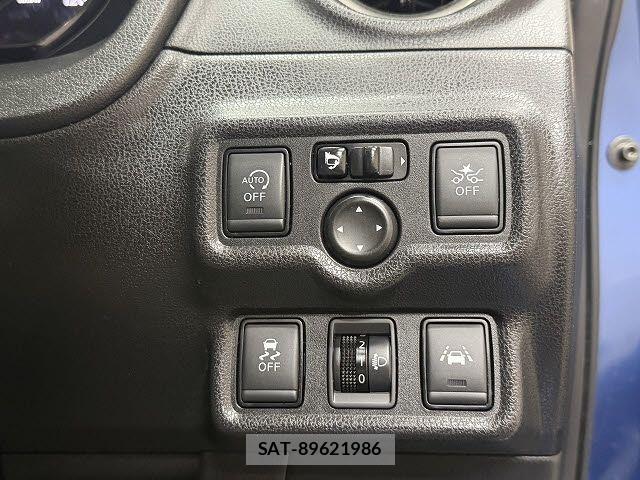 Nissan NOTE 2018-04 7393355-14
