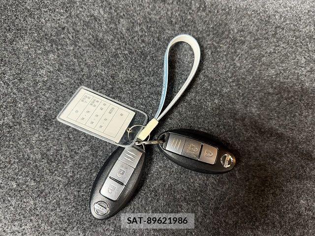 Nissan NOTE 2018-04 7393355-17