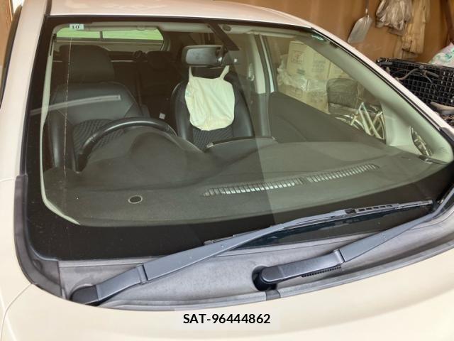 Nissan NOTE 2013-10 7393374-26