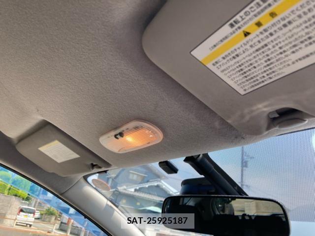 Nissan NOTE 2014-03 7393375-20