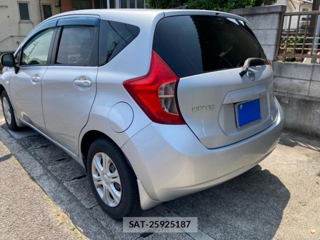 Nissan NOTE 2014-03 7393375-3