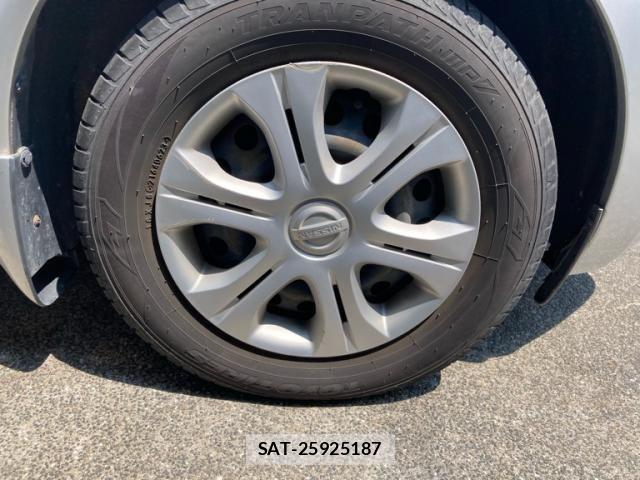 Nissan NOTE 2014-03 7393375-7
