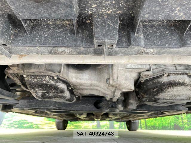 Nissan NOTE 2013-07 7393360-18