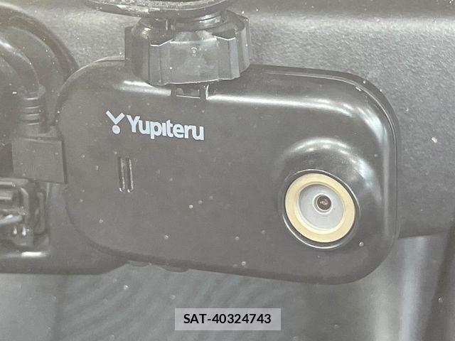 Nissan NOTE 2013-07 7393360-2