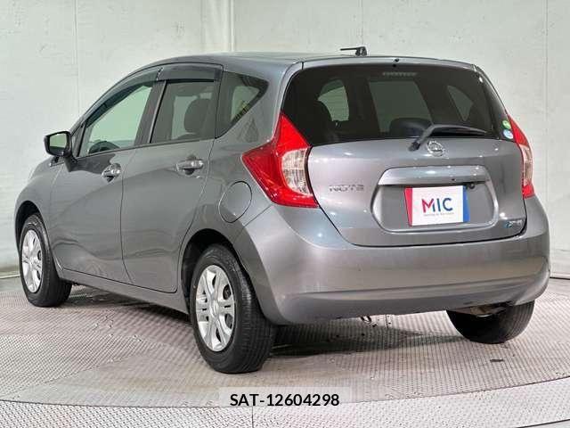 Nissan NOTE 2015-05 7393367-6