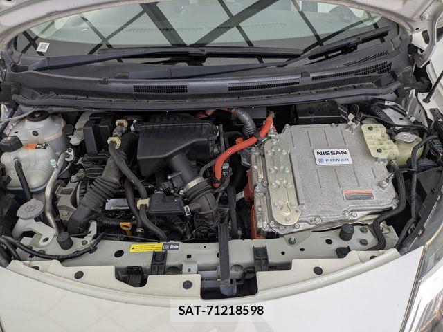 Nissan NOTE 2017-12 7393359-29