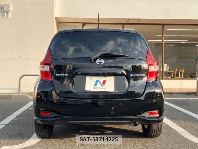 Nissan NOTE 2019-01 7393346-14