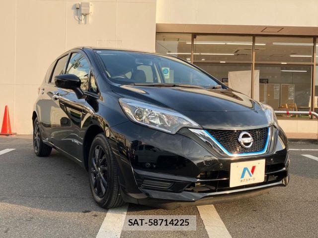 Nissan NOTE 2019-01 7393346-15