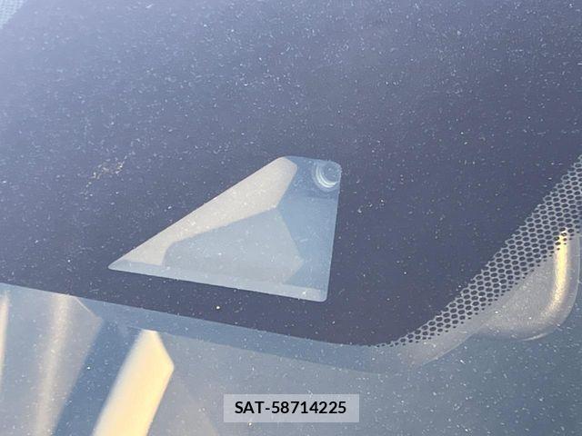 Nissan NOTE 2019-01 7393346-2