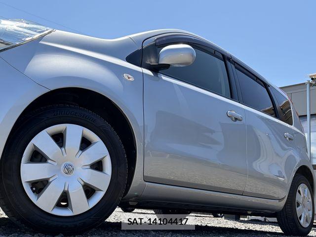 Nissan NOTE 2011-06 7393368-10