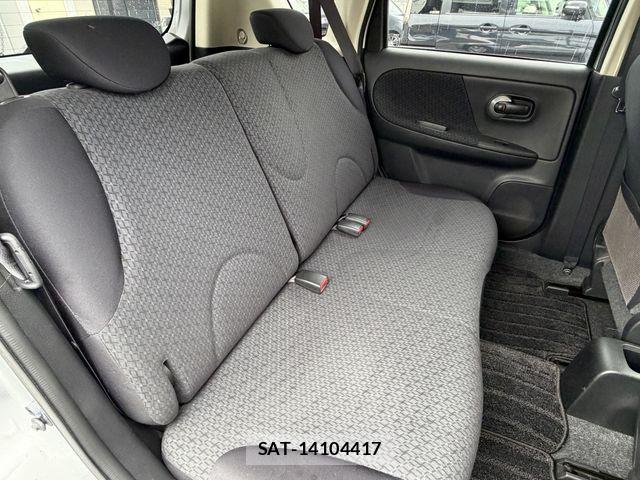 Nissan NOTE 2011-06 7393368-12