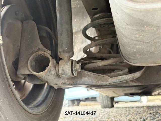 Nissan NOTE 2011-06 7393368-13