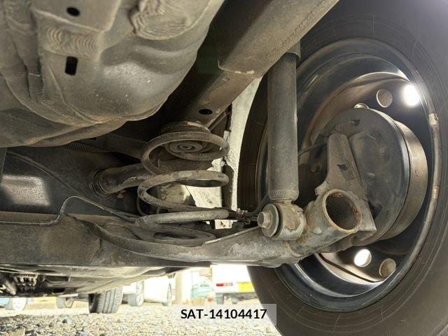 Nissan NOTE 2011-06 7393368-14