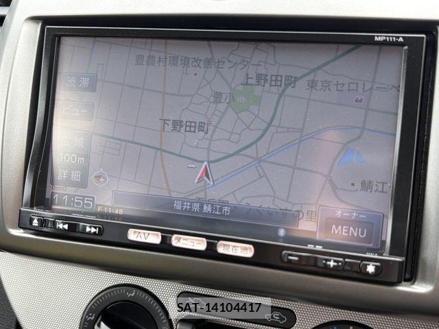 Nissan NOTE 2011-06 7393368-16