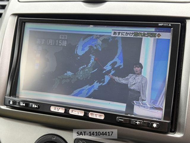 Nissan NOTE 2011-06 7393368-18