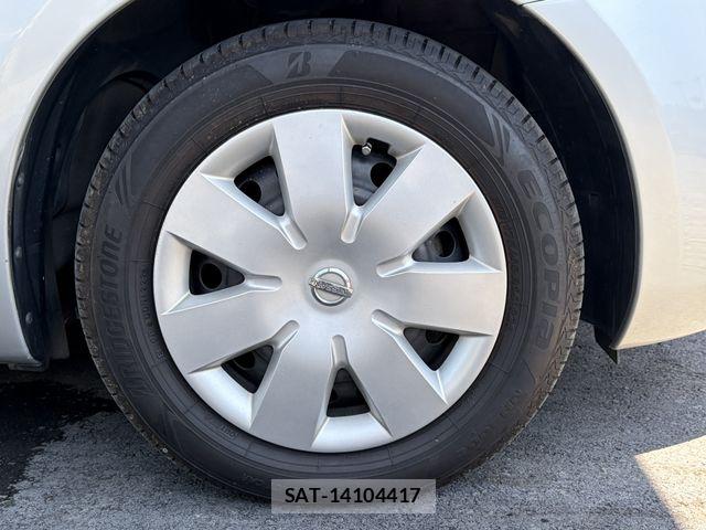Nissan NOTE 2011-06 7393368-24