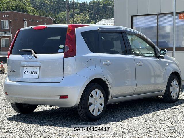 Nissan NOTE 2011-06 7393368-8