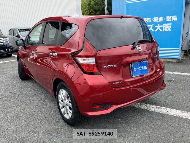 Nissan NOTE 2017-04 7393356-3