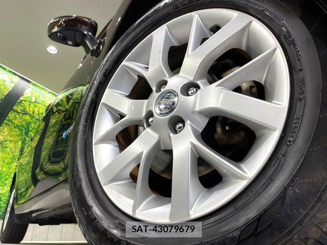 Nissan NOTE 2018-02 7393350-12