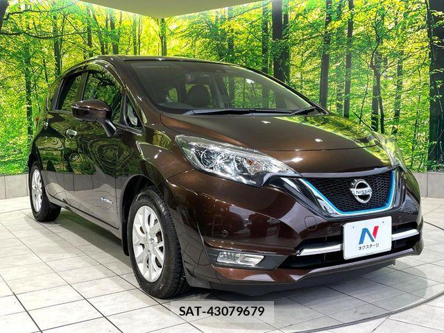 Nissan NOTE 2018-02 7393350-15