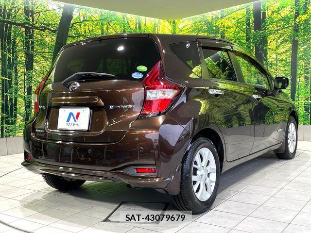 Nissan NOTE 2018-02 7393350-16