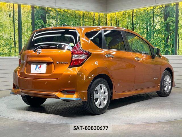 Nissan NOTE 2016-11 7390911-16