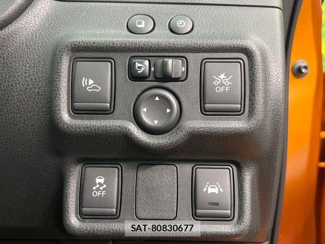 Nissan NOTE 2016-11 7390911-4