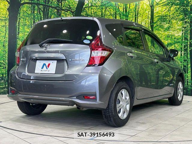 Nissan NOTE 2018-03 7393347-16